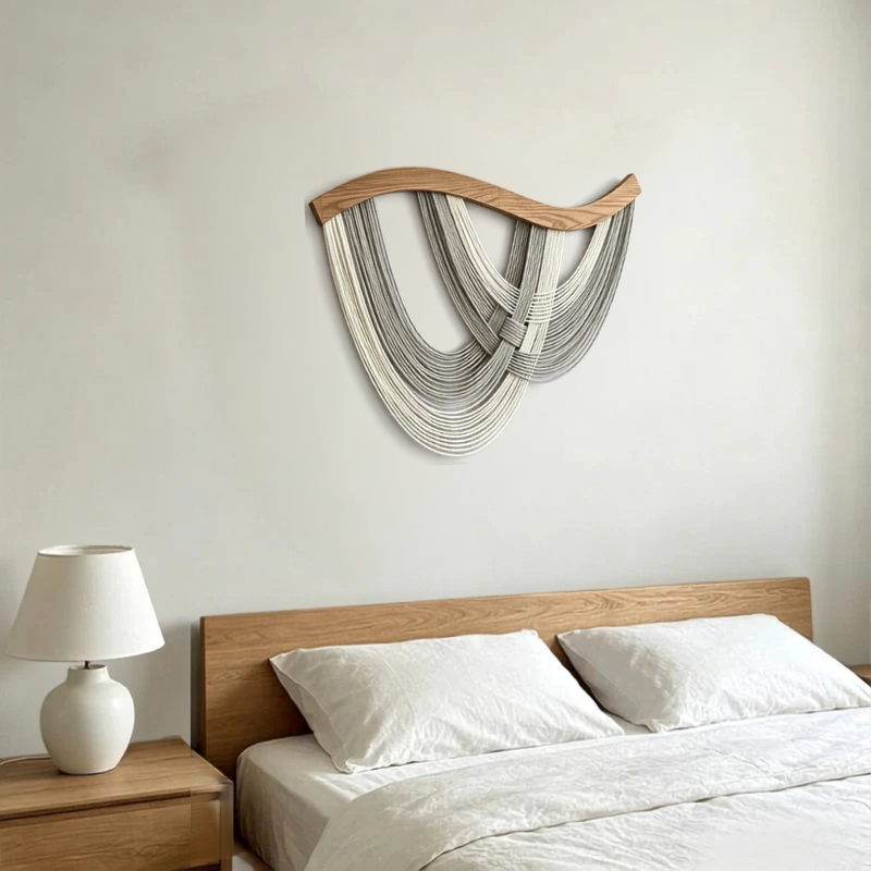 Décoration murale bohème macramé fils drapés barre courbée | Drapa Décorations macramé