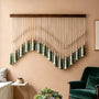 Décoration murale bohème macramé vert sauge perles bois | Savia Décorations macramé