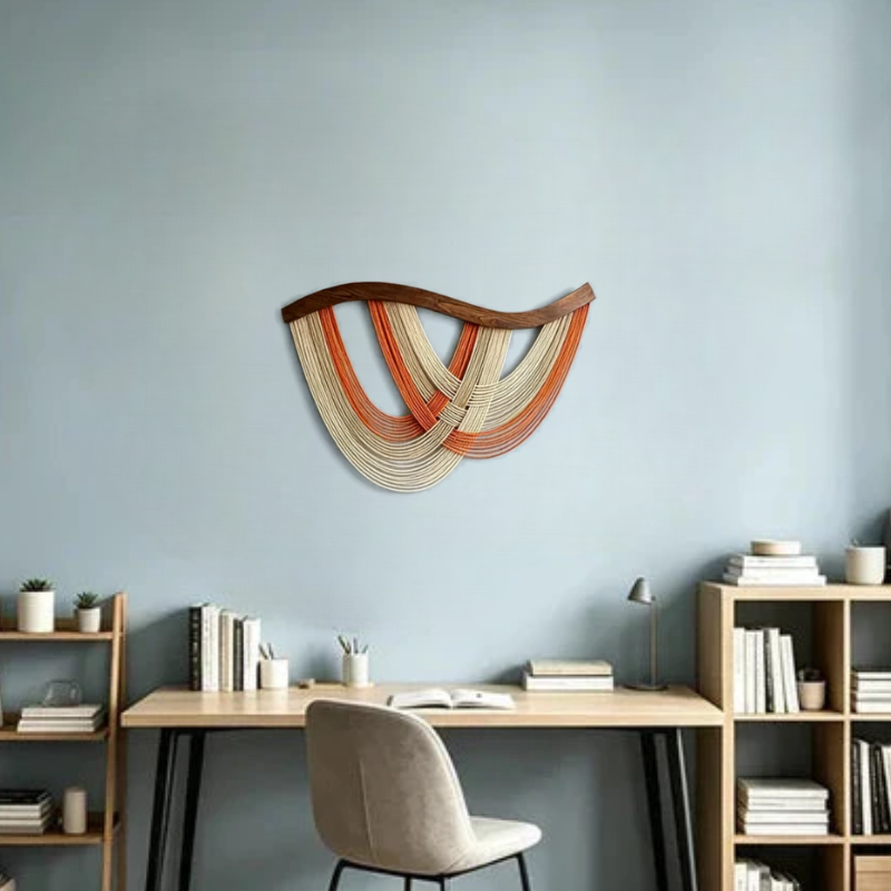 Décoration murale bohème macramé fils drapés barre courbée | Drapa Décorations macramé