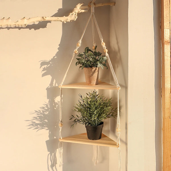 étagère d'angle suspendue - étagère à 2 niveaux en bois clair, corde écrue et perles en bois, deux plantes
