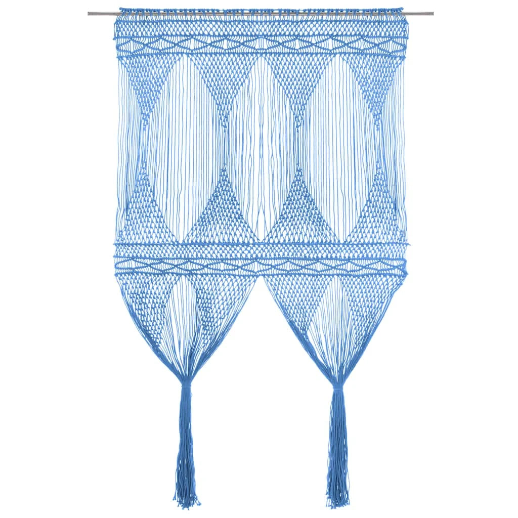 Rideau macramé bleu - vue de face sur fond blanc, cordons du bas réunis en deux glands