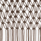 Rideau macramé taupe - gros plan sur les mailles ouvertes et les nœuds