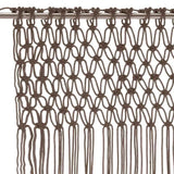 Rideau macramé taupe - gros plan sur le haut : mailles nouées sous la tringle