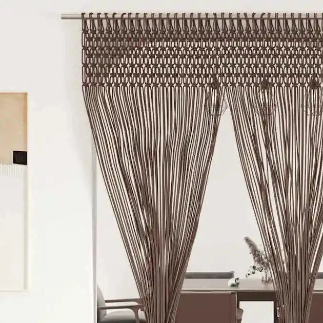 Rideau macramé taupe - bande de mailles ouvertes sous la tringle, cordons libres