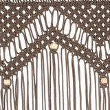 Rideau macramé taupe - gros plan sur une pointe de zigzag et une perle beige
