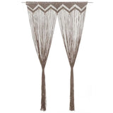 Rideau macramé taupe - présenté en deux pans relevés, sur fond blanc